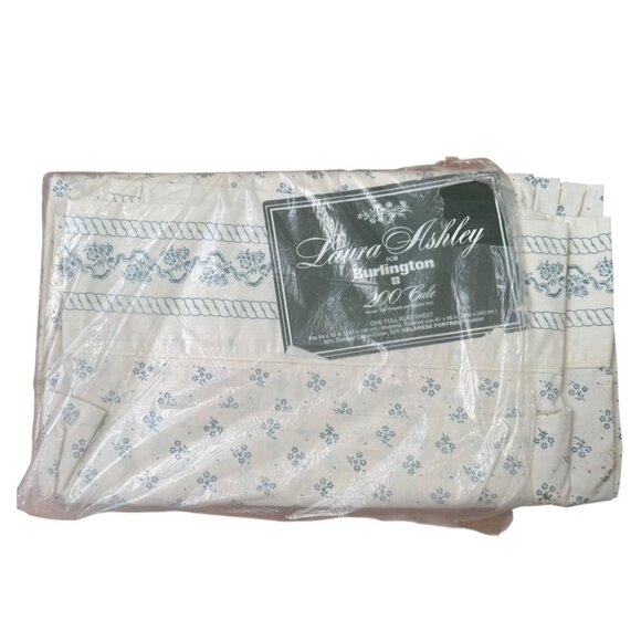 Laura Ashley For Burlington 200 Ct Full Sheet Blue Floral Print Cotton Blend - Picture 1 of 3